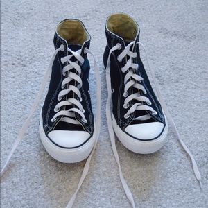 Black Chuck Taylor High Top Converse